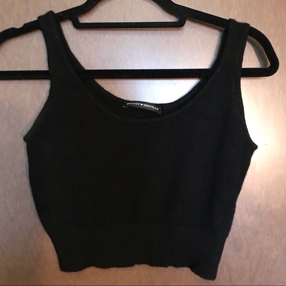 Black crop top